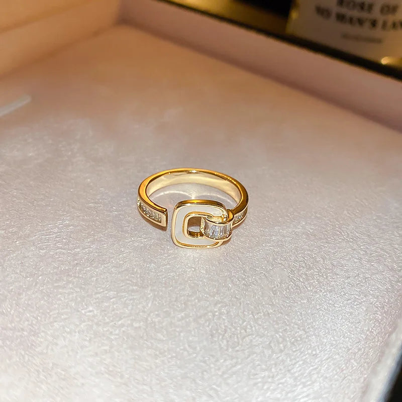 Exquisite Fashion Ring Women's Jewelry