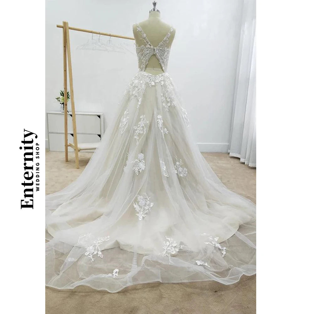 Customized Wedding Dresses Elegant Sleeveless Womens Dresses Floral Lace Applique Backless Bride Dresses Vestidos Para Mujer