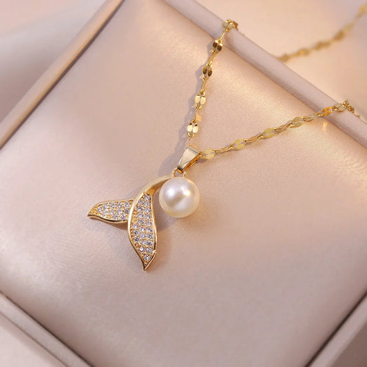 Classic Shiny Zircon Mermaid Tail Pearl Pendant Necklace